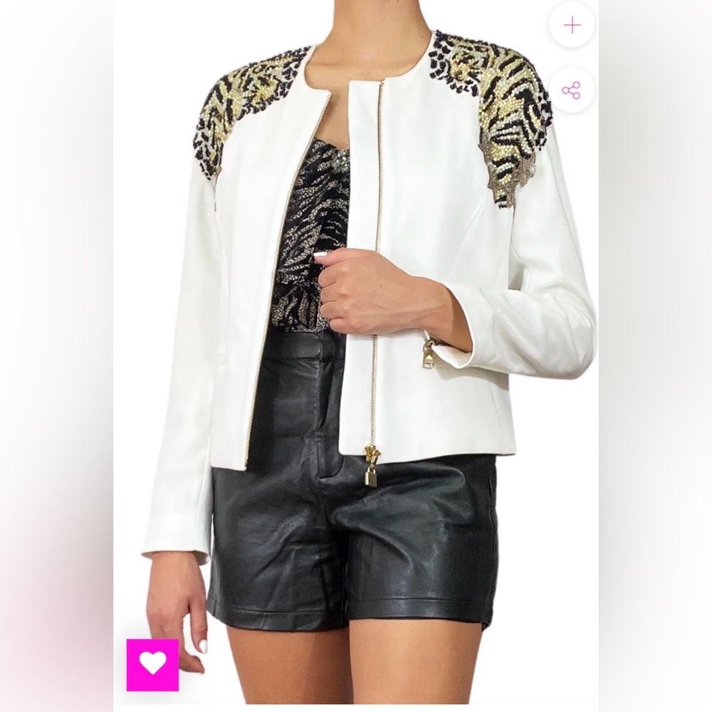 JAZMIN CHEBAR BLAZER TIGRES
New
Size S